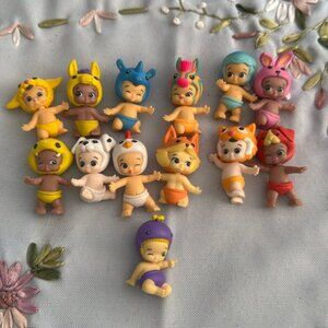 Twozies Baby Figures Lot of 13 Moose‎ Toys